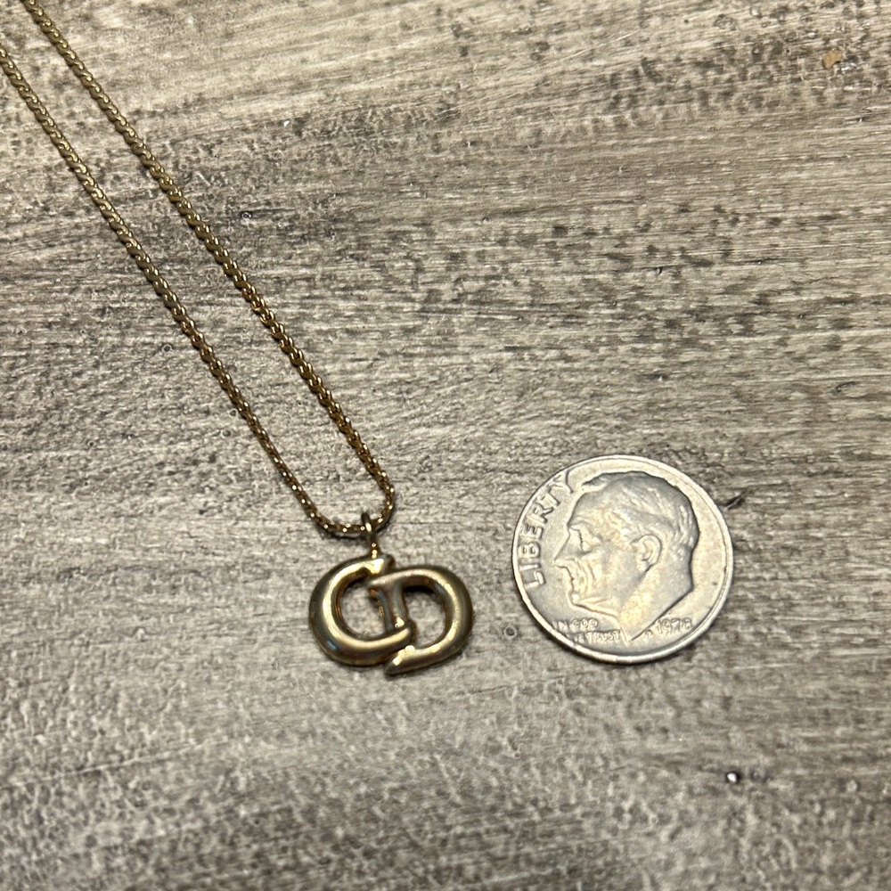 ❌SOLD IN A BUNDLE❌223. Vintage CD pendant Necklace w/COA - Picture 8 of 8